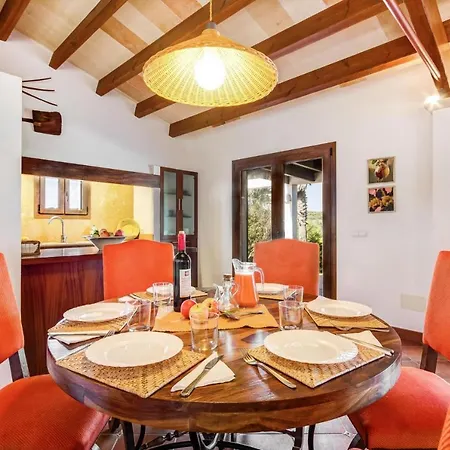 Sleeps 6 Wifi * Cala Morell
