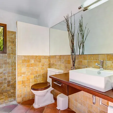 Sleeps 6 Wifi Cala Morell